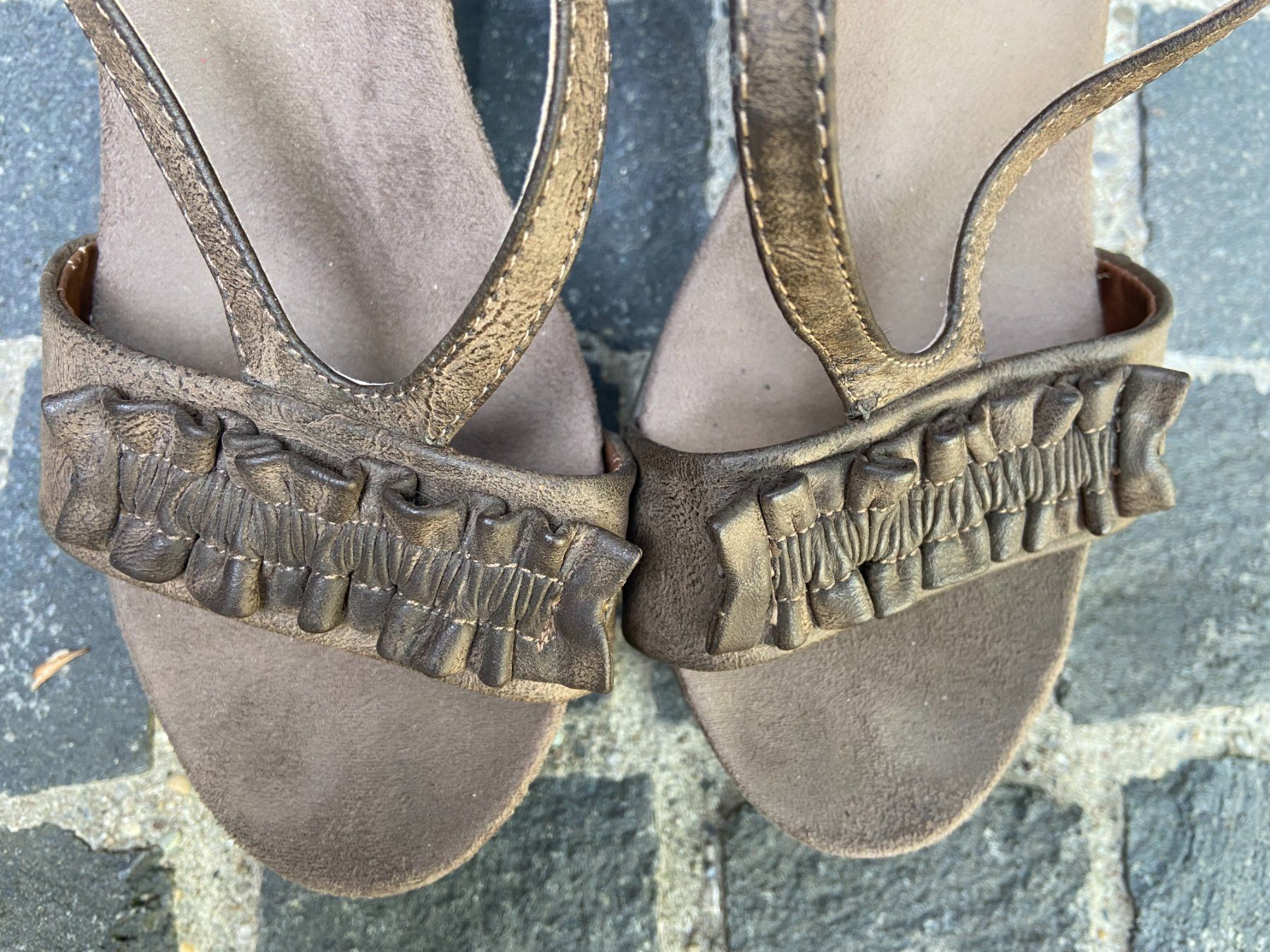 Scarpe da donna: Wunderschöne offene, hohe Schuhe in Gr. 35.5 – Usato da Kleinandelfingen venduto da linssandra 4