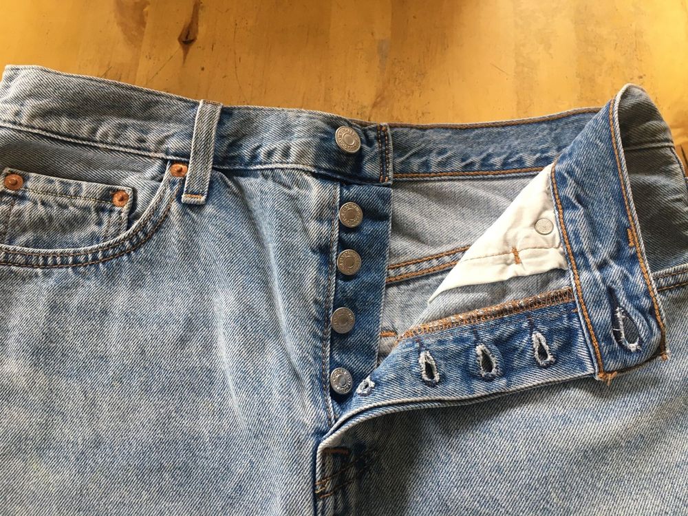 Levis Rock Gr. 28, neu 10