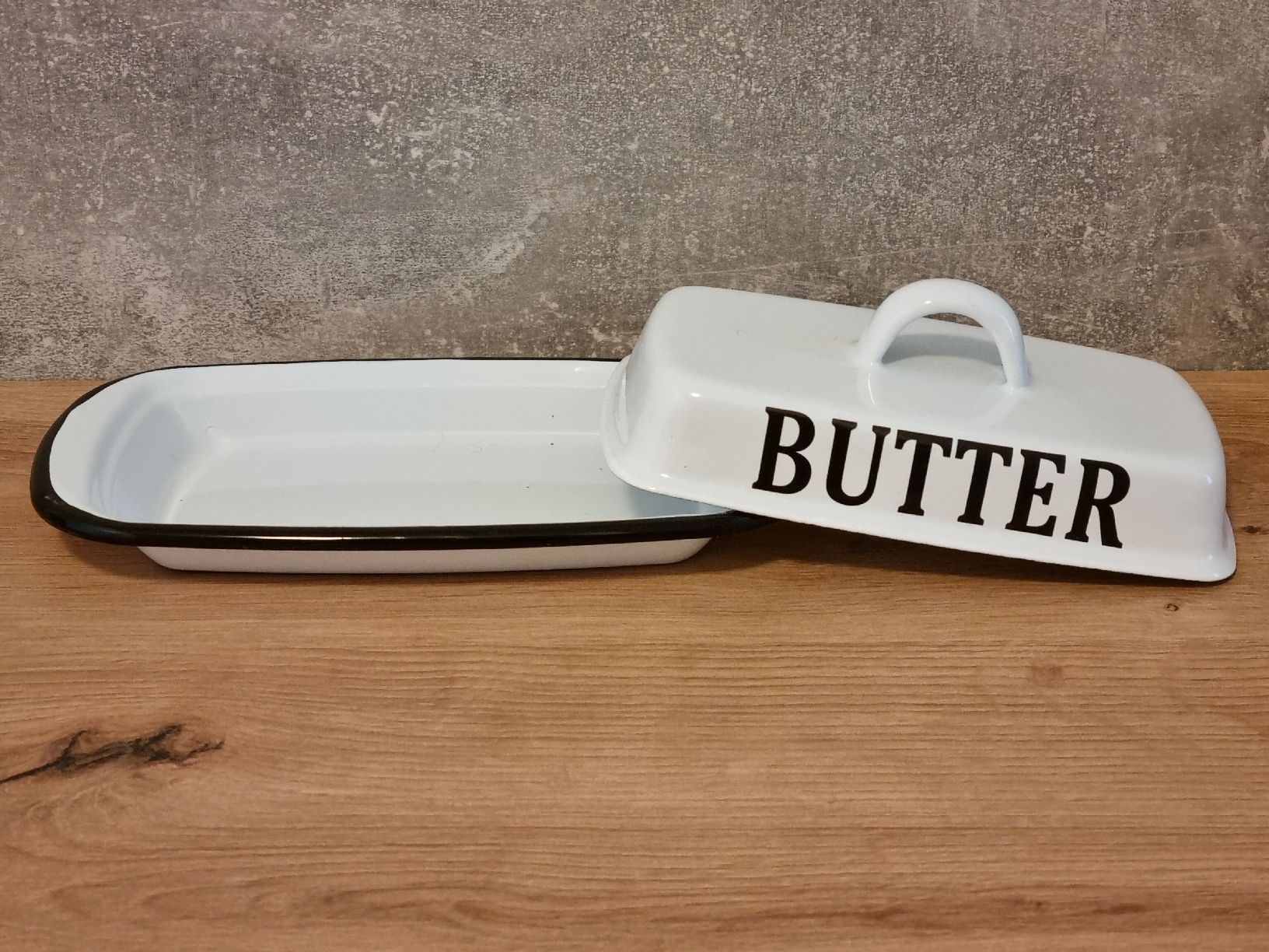 Altre Stoviglie: Butterdose Emaille weiss mit Deckel neu – Nuovo e nell'imballaggio originale da gränichen venduto da Bijou5722 1
