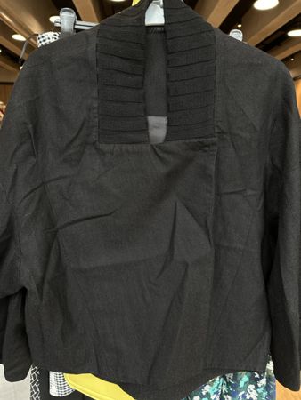 Veste Crea Concept noire taille 38 - Chic et Confort!