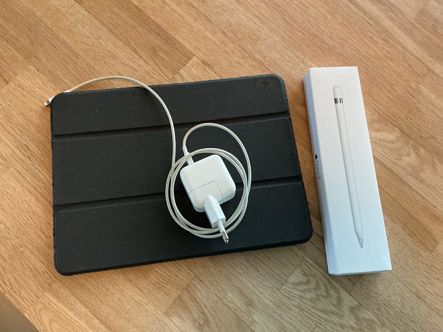Tablet PC: iPad 2017 10.5 Inch – Gebraucht aus Allschwil von lerie13 8