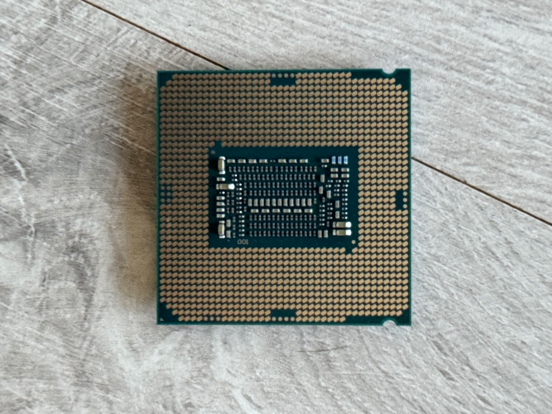Intel Componenti elettronici: Processeur Intel Xeon E-2234 – Usato da Neuchatel venduto da Mr-Nobody 1