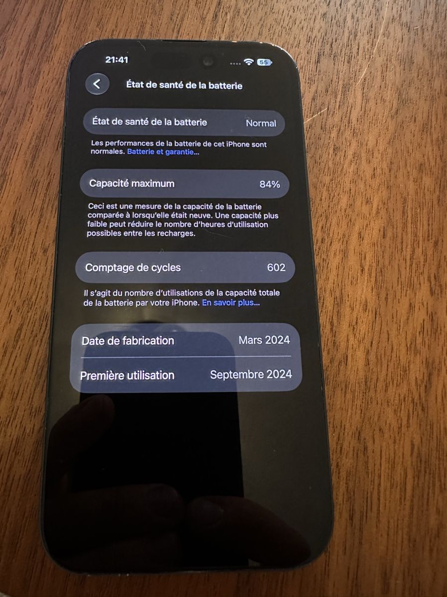Apple Portables: Iphone 15 128Gb – D'occasion à Lausanne par F.Olluri 3