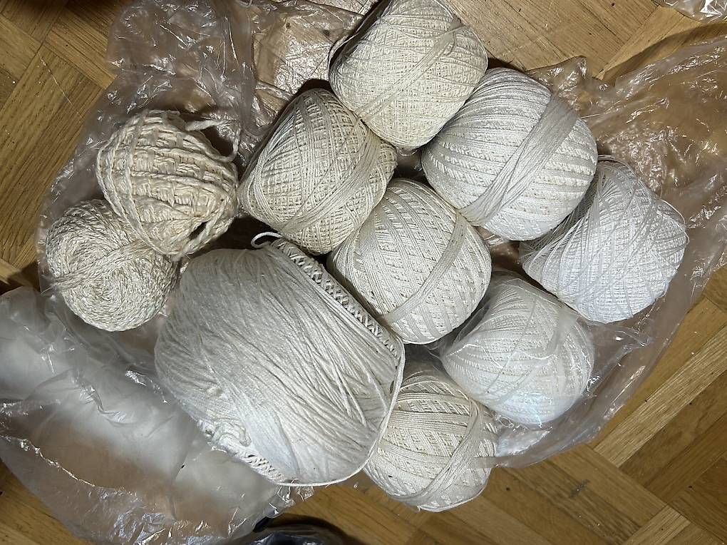 Lana: 10 Knäuel Garn  – Nuovo e nell'imballaggio originale da Frauenfeld venduto da Irene.Schuppli 3