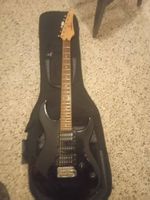 E-Gitarre Yamaha ERG 121 schwarz inkl. Tasche guter Zustand