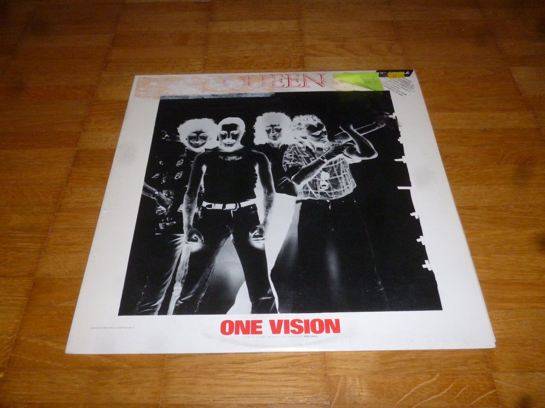 Dischi in vinile: Queen One vision – Nuovo (secondo la descrizione) da Langenthal venduto da Tbraunbaer