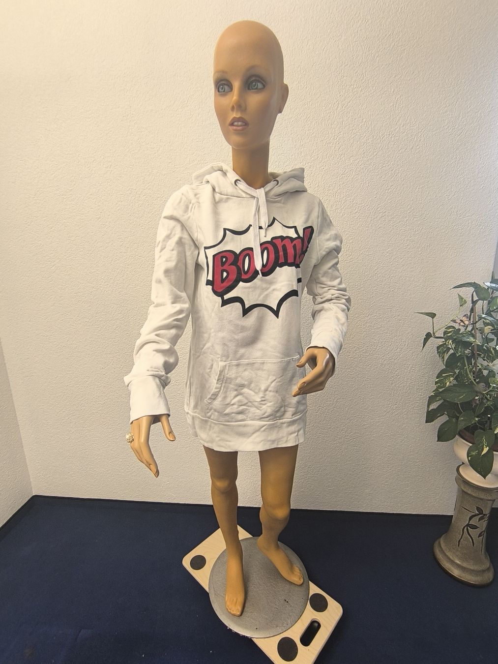 Maglioni & Felpe: Damenhoodie von Fishbone – Usato da Fischbach LU venduto da BuBri