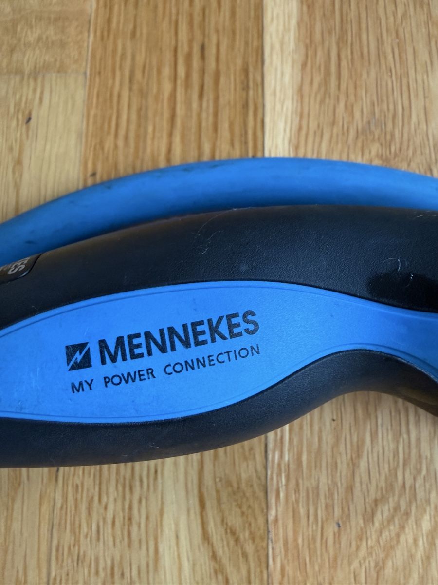 Mennekes Kabel: MENNEKES 4m – Gebraucht aus Niederrohrdorf von SD72 4
