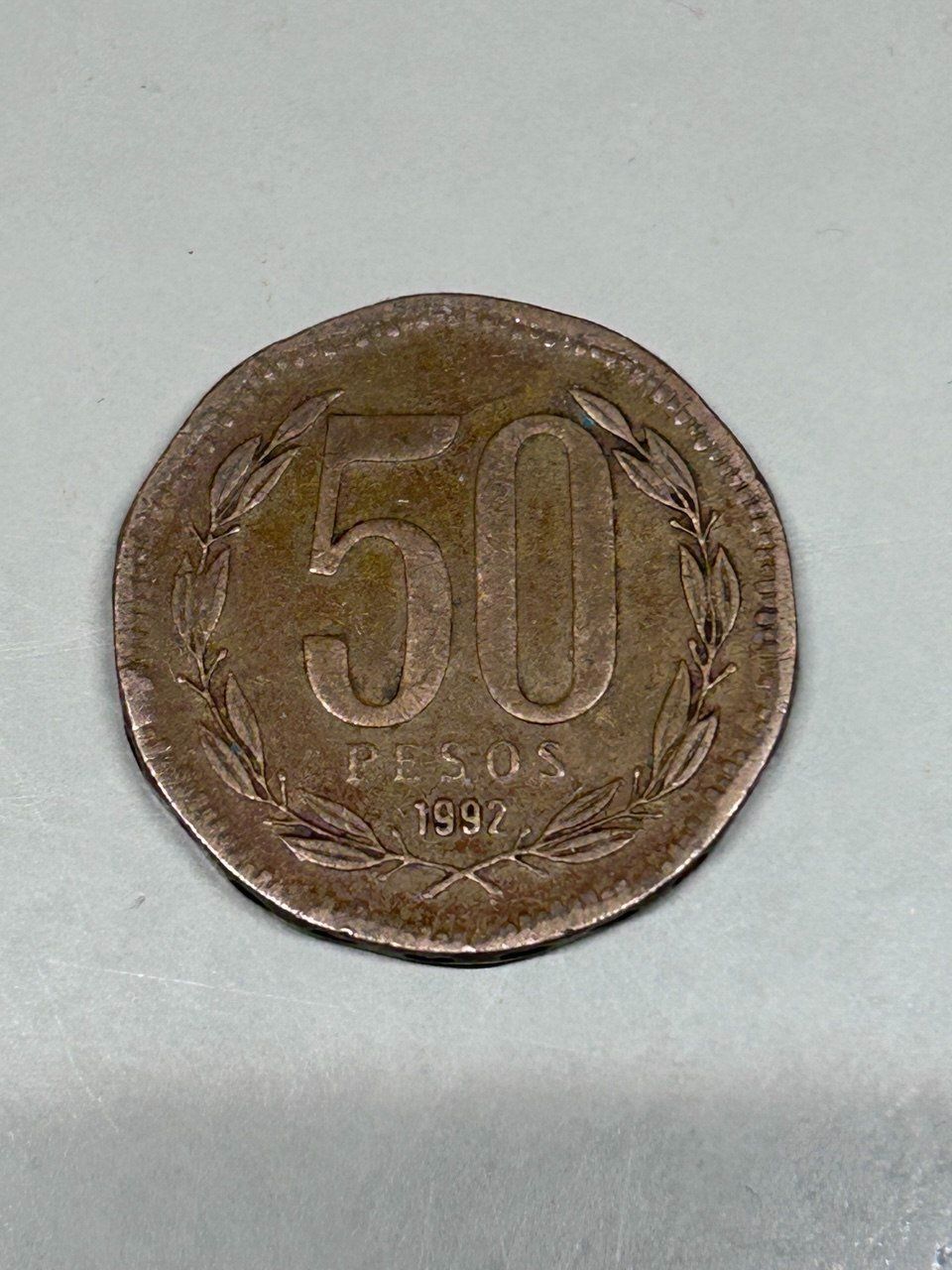 Tutti le monete: 50 pesos cileni coniata nel 1997 – Usato da Giubiasco venduto da LorisVale