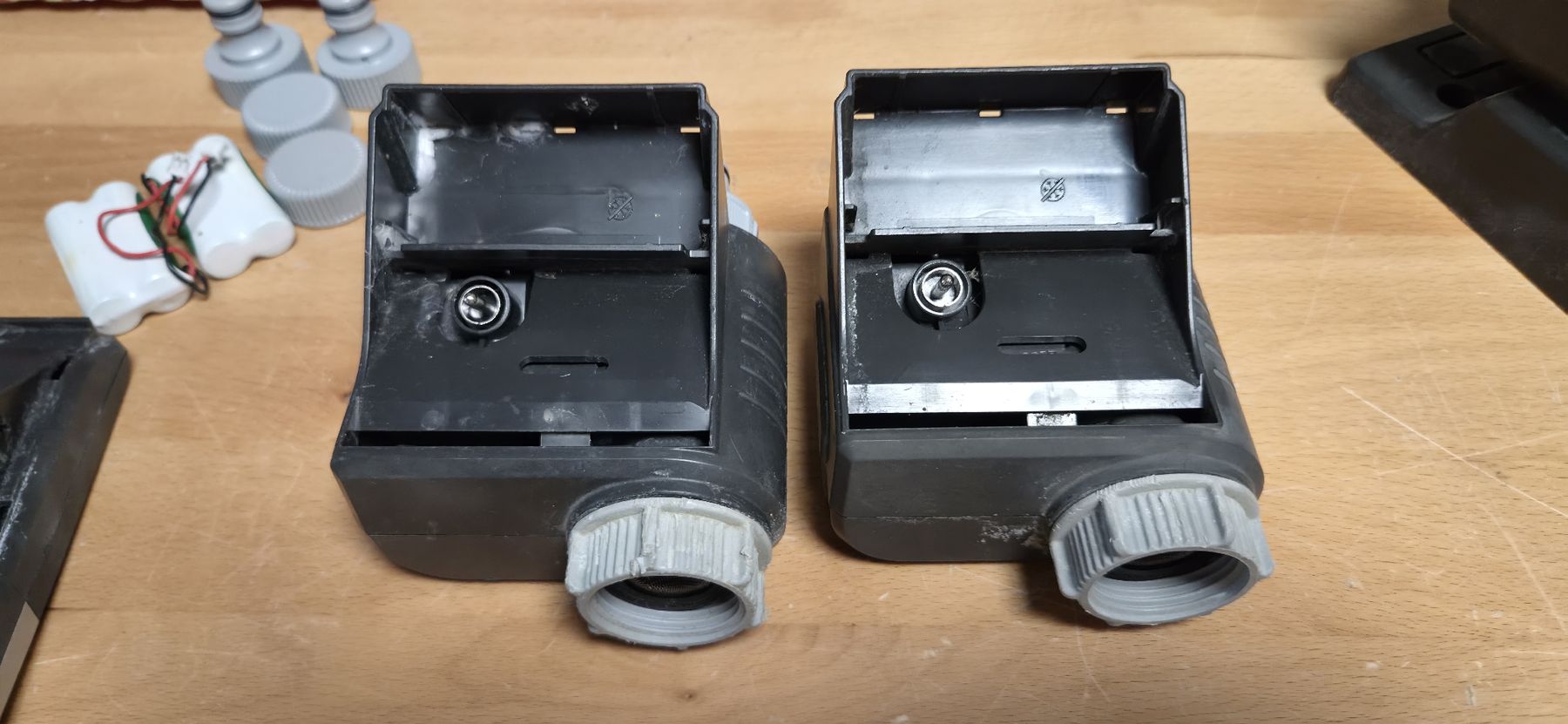 Systèmes de contrôle: Gardena Bewässerungcomputer 2 × C 1060 Plus, Wasserverteiler – D'occasion à Courgevaux par nih789 3