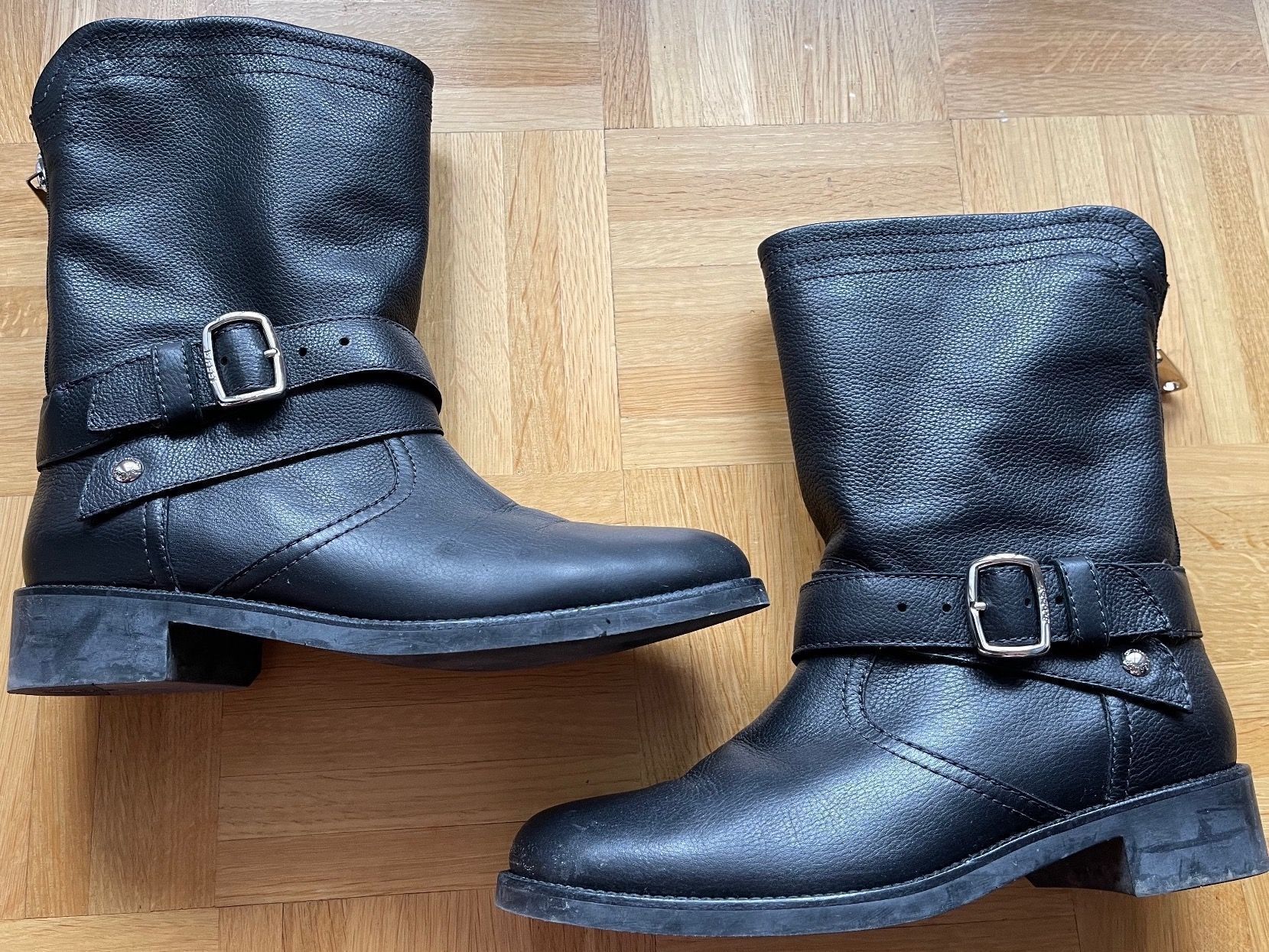 Bally Scarpe da donna: Damen BALLY Stiefel, Gr. 38,5 – Usato da Kilchberg ZH venduto da Von_dutch 3