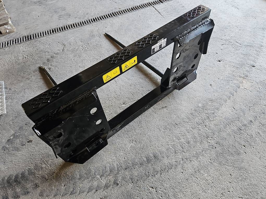 Bobcat Hoflader: Ballenspitz mit Bobcat Aufnahme – Neu (gemäss Beschreibung) aus Melchnau von set_69fv 1