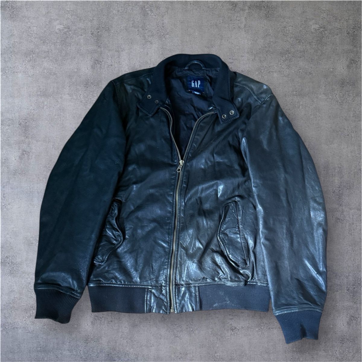Gap Jacken: Vintage Gap Lederjacke – Gebraucht aus Ettingen von mengi