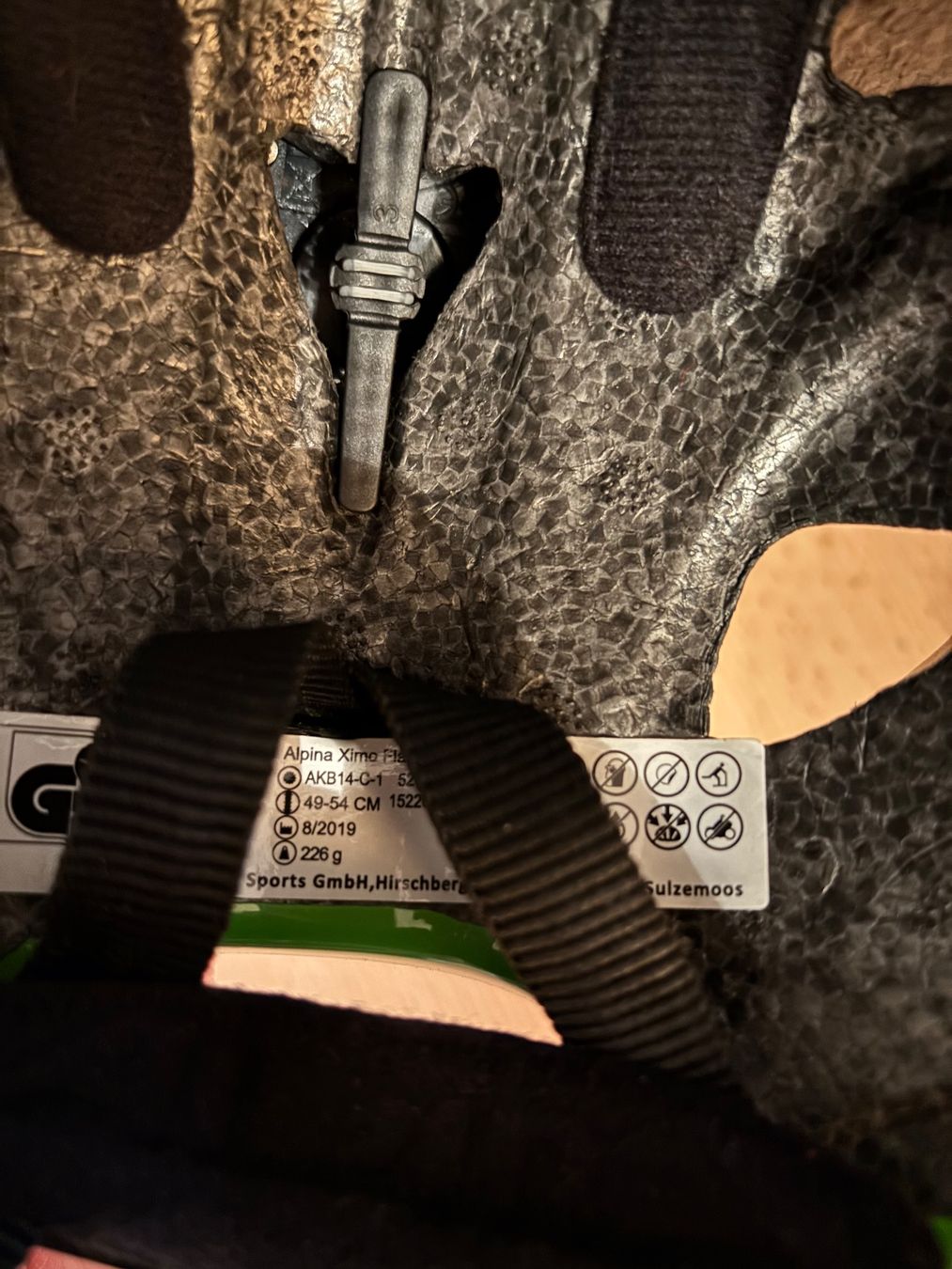 Alpina Caschi: Fahrradhelm | Velohelm mit Licht – Usato da Seuzach venduto da Schwede83 5