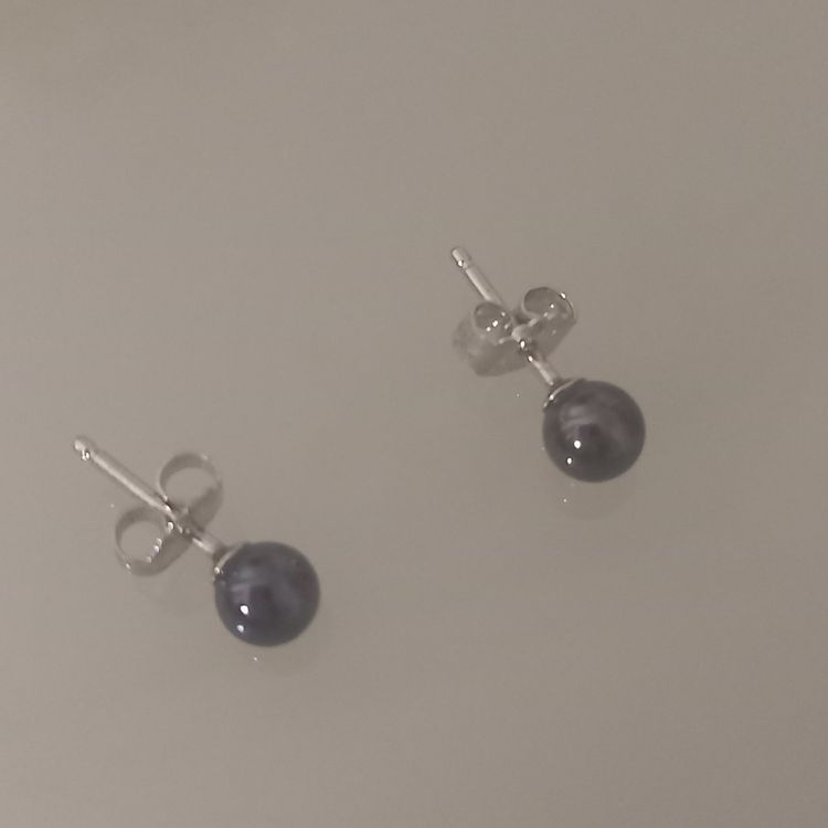 Hämatit Ohrstecker Mit Silberhaken – Rund, 6 Mm Durchmesser, Handgefertigt, Vielseitig Tragbar