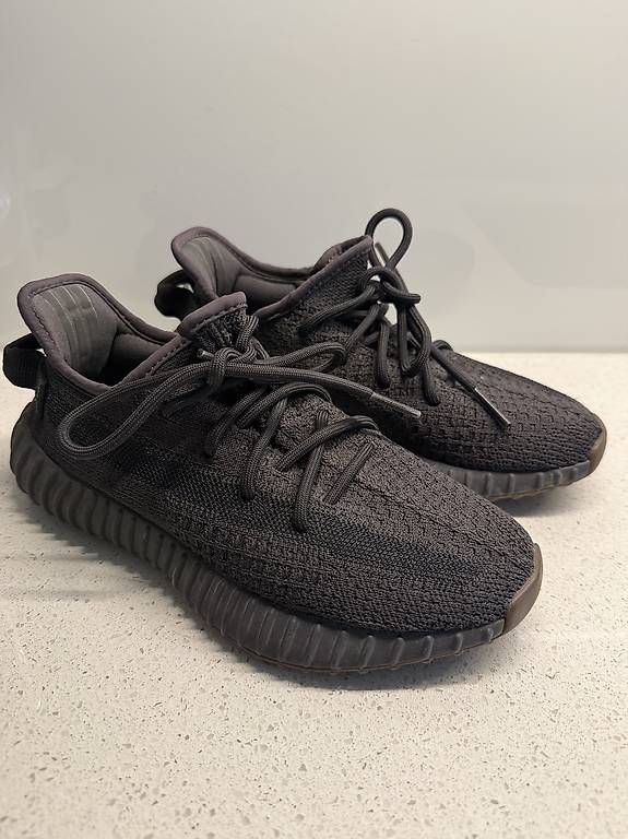 Scarpe da uomo: Yeezy Sneaker 37 2/3 – Usato da Wallisellen venduto da MaraG91 1