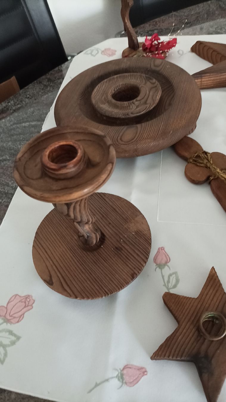 Portacandele: 9 Rustikale Holz Kerzenständer – Usato da Binningen venduto da ire_7t9y 1
