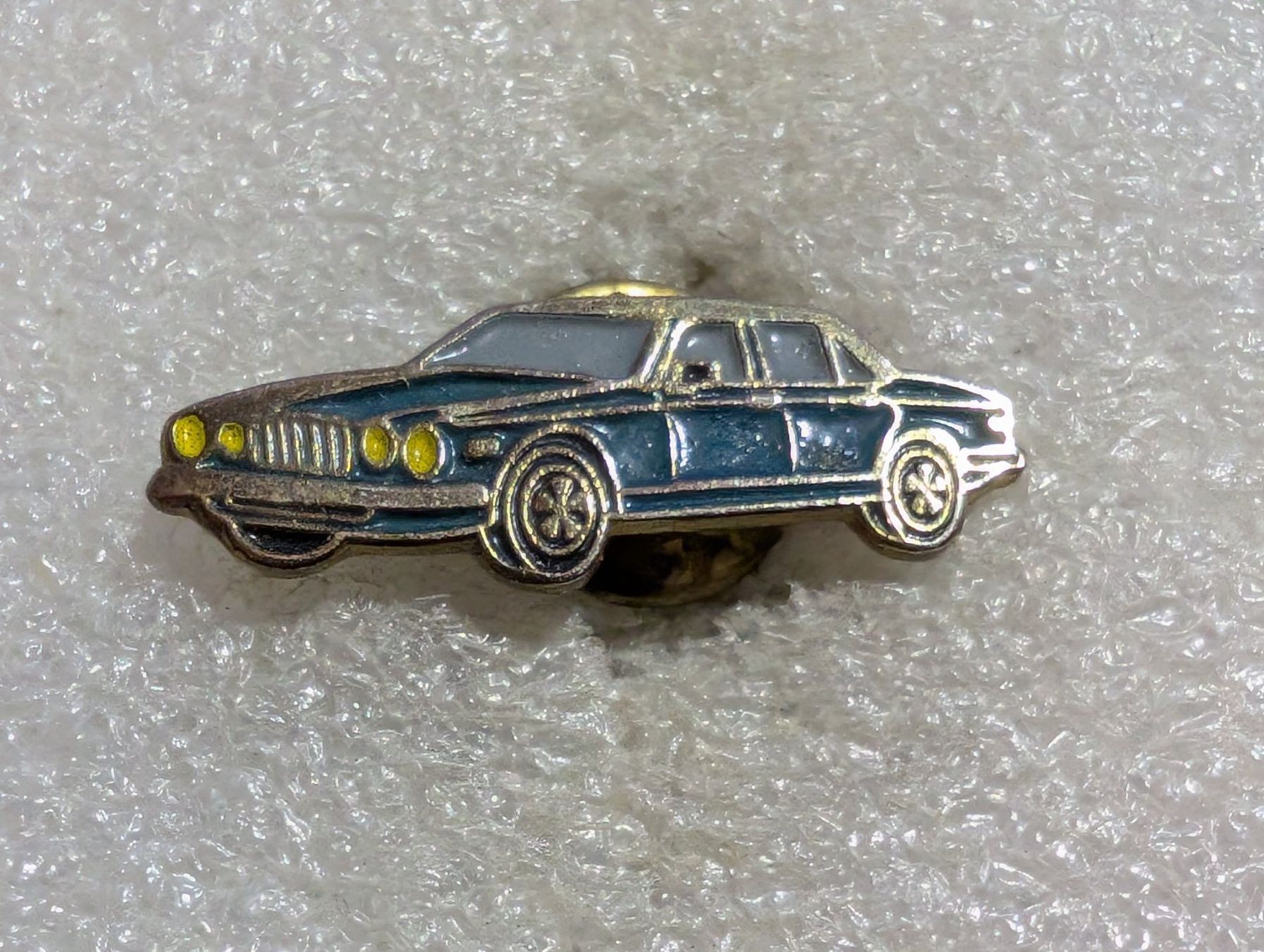 Placchette & Badge: Ansteckpin 214: Auto – Usato da Oppligen venduto da Pin-Fall-Shop