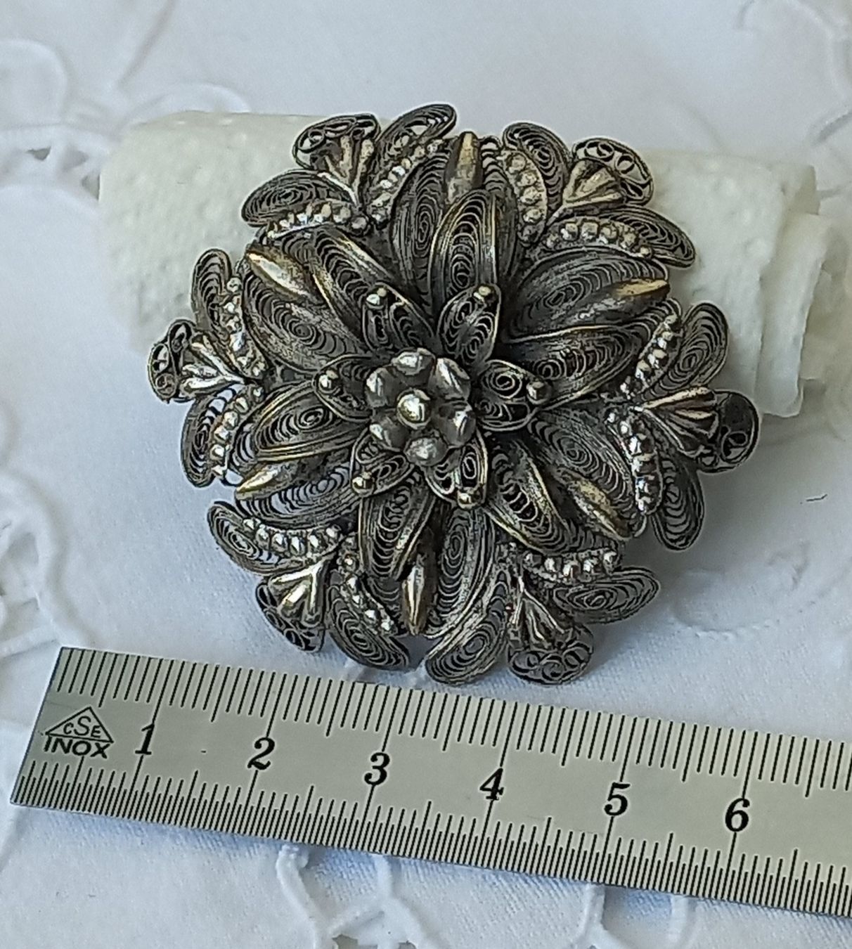 Spille & Fermagli: Antike Filigrane Silber Broche,Schweizer Trachten Schmuck. – Usato da Buchs AG venduto da Dzirul 3