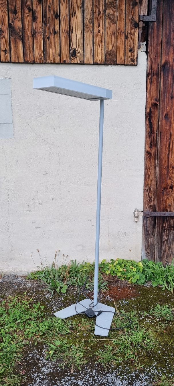 Lampade: Industrielle Stehlampe – Usato da Wädenswil venduto da weihpos