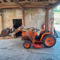 Tracteur Kubota Traktor Rasentraktor mit Frontlader!