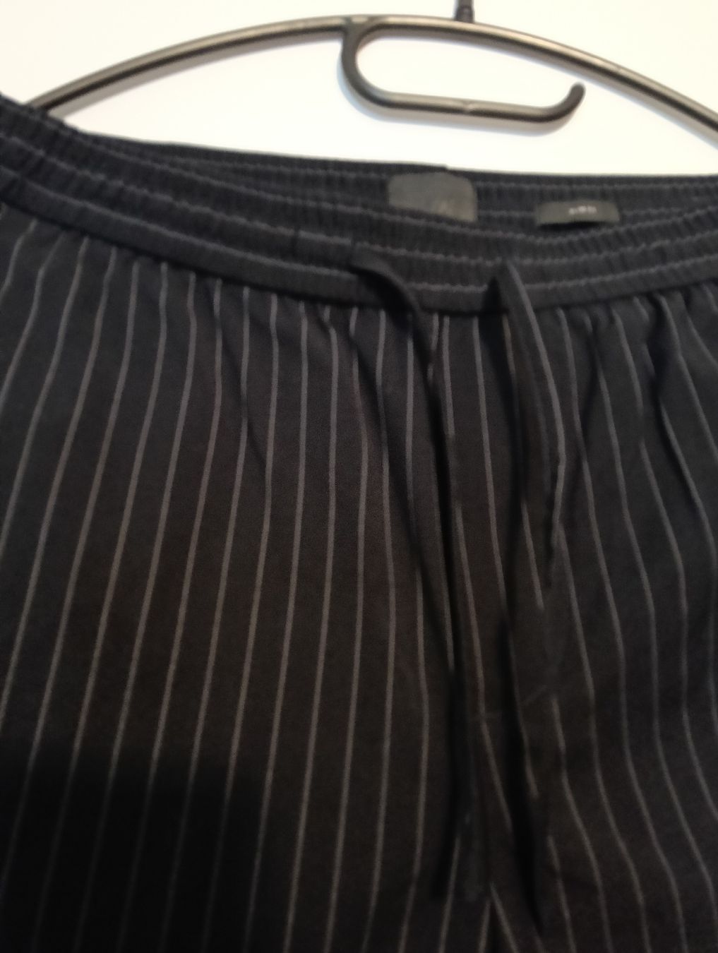 H&M Pantaloni: Hose / schwarz / Nadelstreifen – Nuovo (secondo la descrizione) da Binz venduto da HaK_79 1