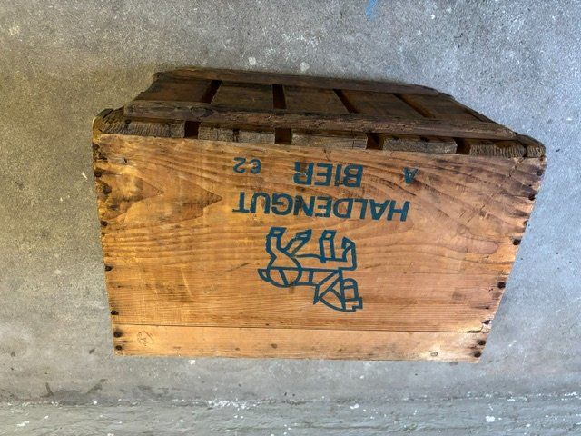 Wein- & Bierkisten: Alte Bierkiste "Haldengut Bier" – Gebraucht aus Winterthur von Tanfol 1
