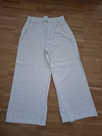 Weisse weite Hose aus Leinen Stradivarius, Gr. 36