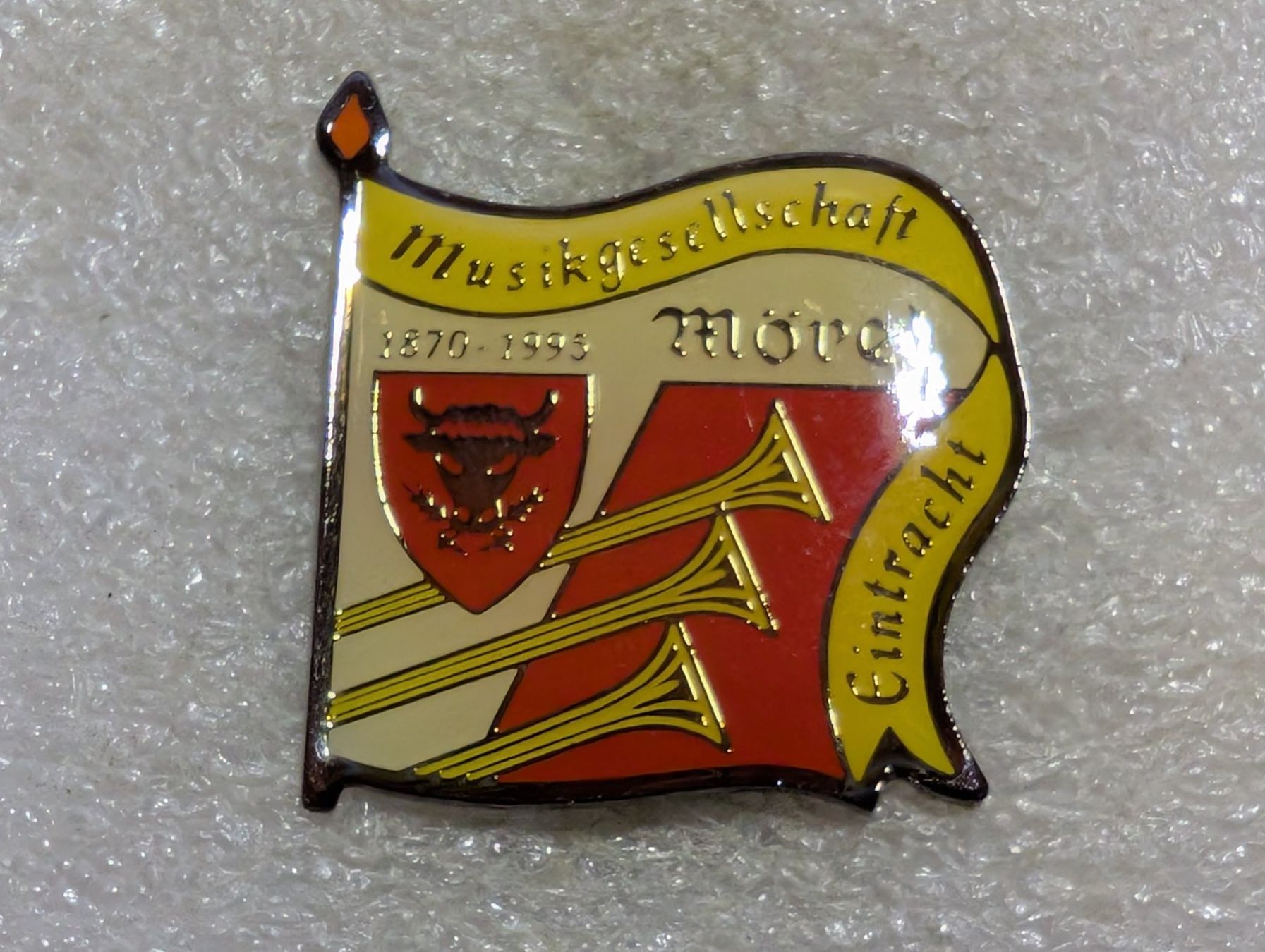 Placchette & Badge: Ansteckpin 217: MG Eintracht Möret – Usato da Oppligen venduto da Pin-Fall-Shop