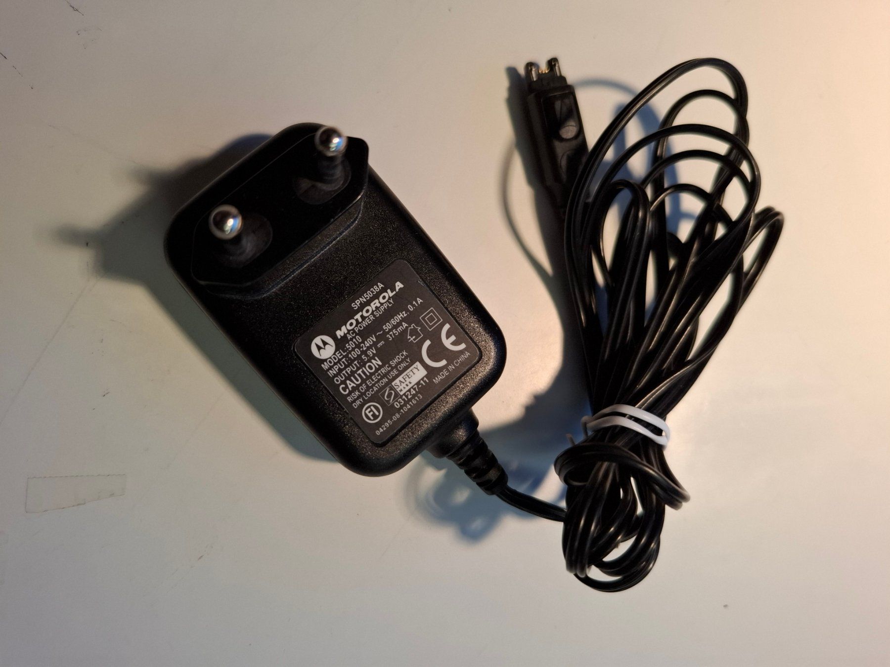 Motorola Caricabatterie: Ladekabel von Motorola V550 – Usato da Leuggern venduto da elitocram 1