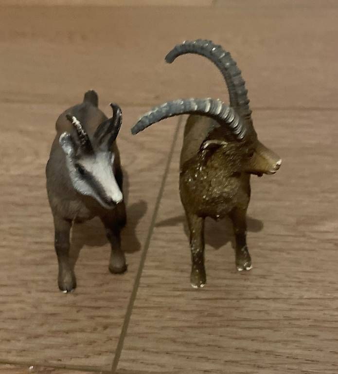 Giocattoli: Schleich- Huftiere – Usato da Lenk im Simmental venduto da antoniawanda