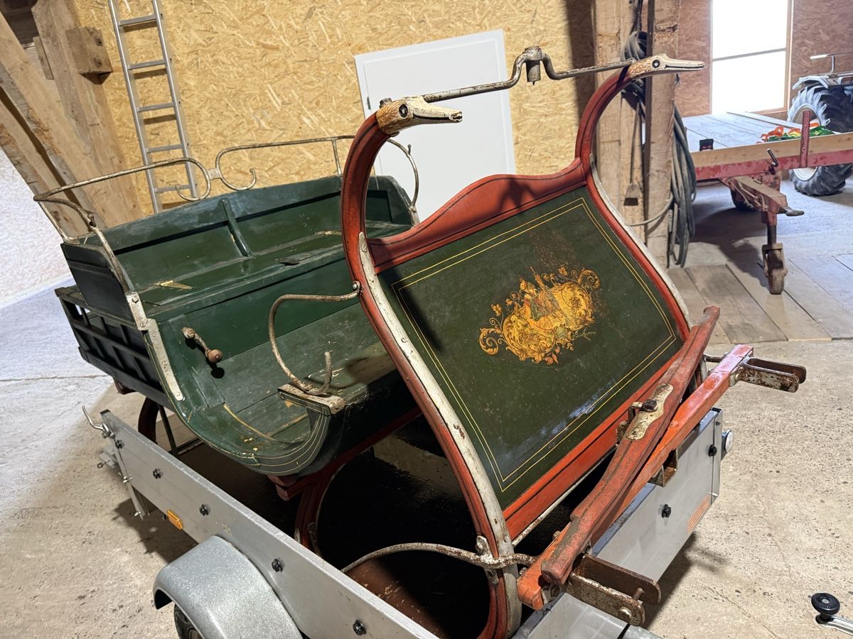 Schlitteln: Antiker Pferdeschlitten  – Gebraucht aus Melchnau von Khrigu