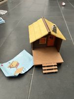 Playmobil Hütte mit Figuren und Zelt wie abgebildet