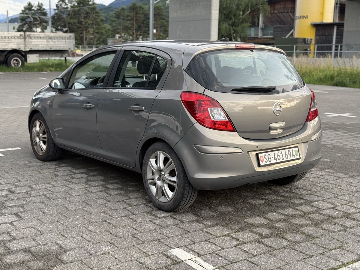Opel Automobili: Opel Corsa D 14 eco – Usato da Buchs SG venduto da JohnsonRay 3