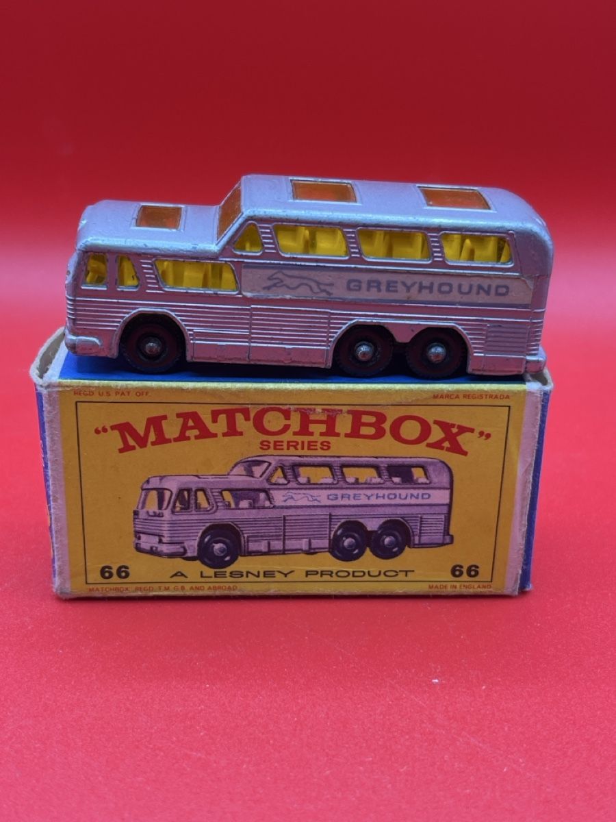 Matchbox Modellini d'auto: Matchbox Lesney Greyhound Bus No 66 – Usato da Root venduto da 156500
