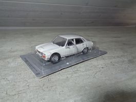 Ist 1:43 Classic Car Peugeot 504