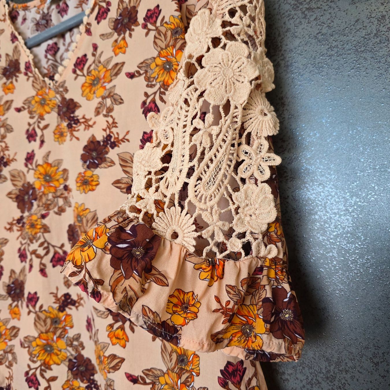 Camicette: 🐸 RUSTTYDUSTTY BLUSE S VISKOSE BLUMEN MUSTER – Usato da Môtier (Vully) venduto da Frogs 5