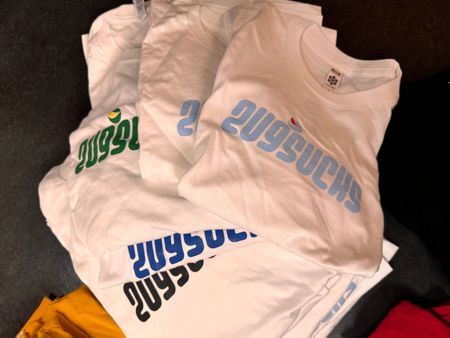 rund 40 Tshirts, Zugsucks, versch. Farben, Grössen, Kult