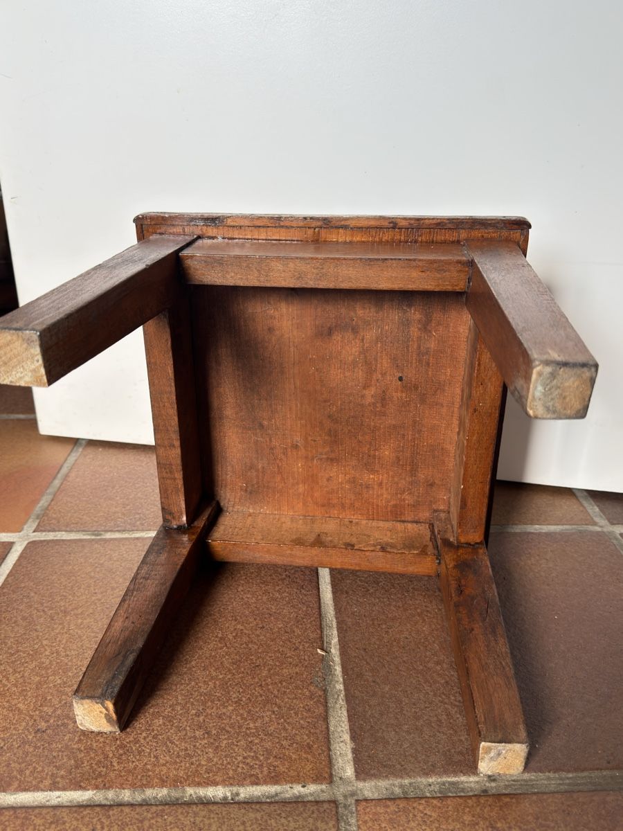 Hocker: Alter Holzschemel – Gebraucht aus Hombrechtikon von Froeschli9 3