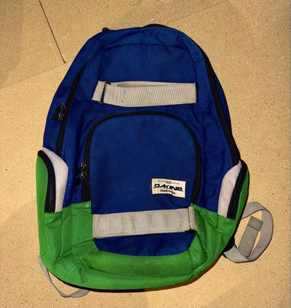 Dakine Skateboardrucksack