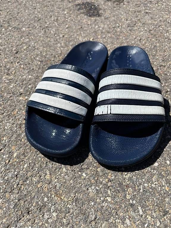 Scarpe da uomo: Adidas Schlappen, top – Usato da Hittnau venduto da ant_s5mh