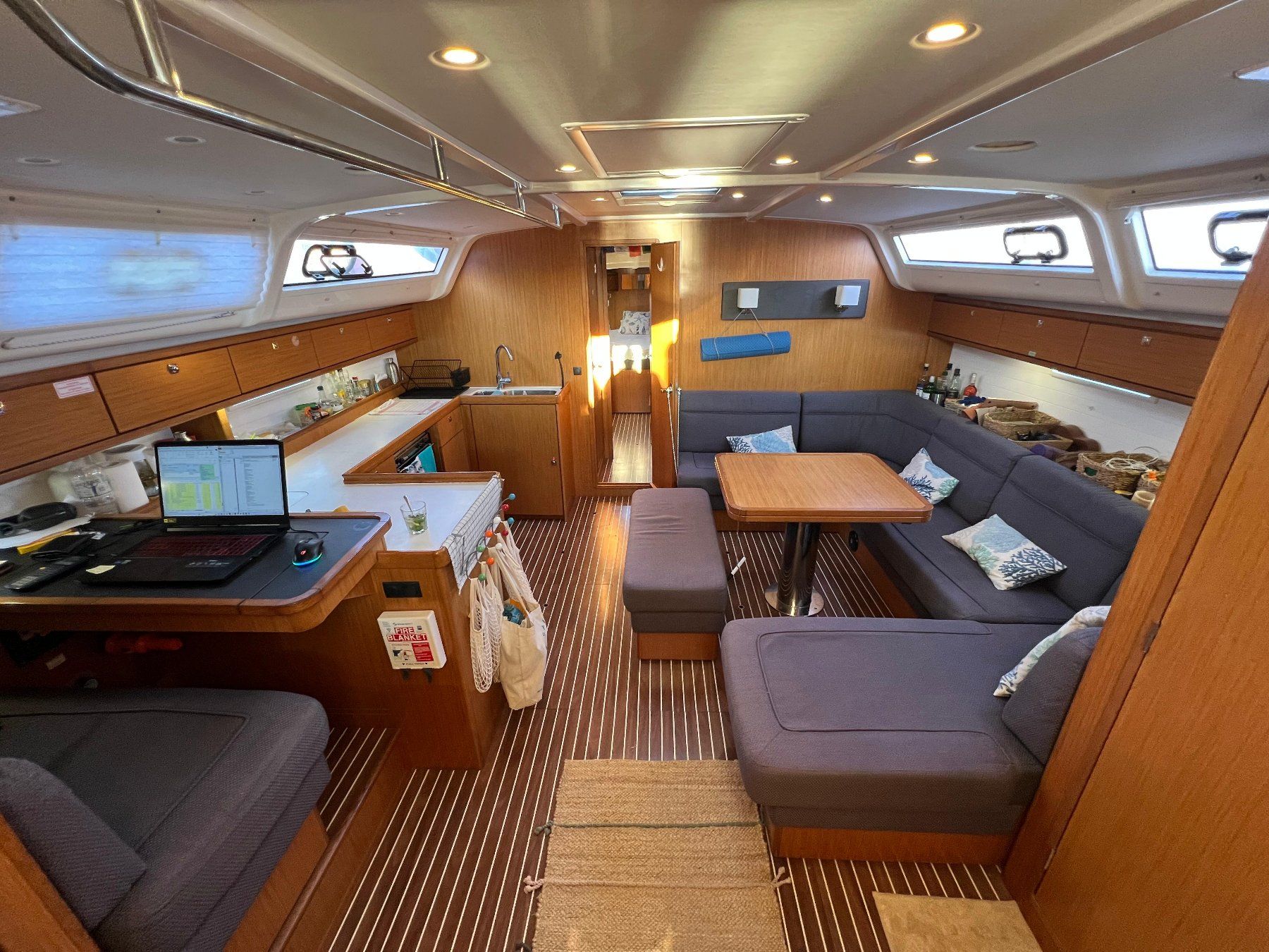 Bavaria Barche: Bavaria 51 Cruiser 2014, mit kompletten Refit 2025 – Usato da Menziken venduto da Rseppi 2