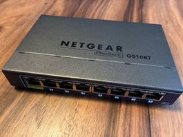 NETGEAR GS108T V2 in einwandfrei funktionierendem Zustand.