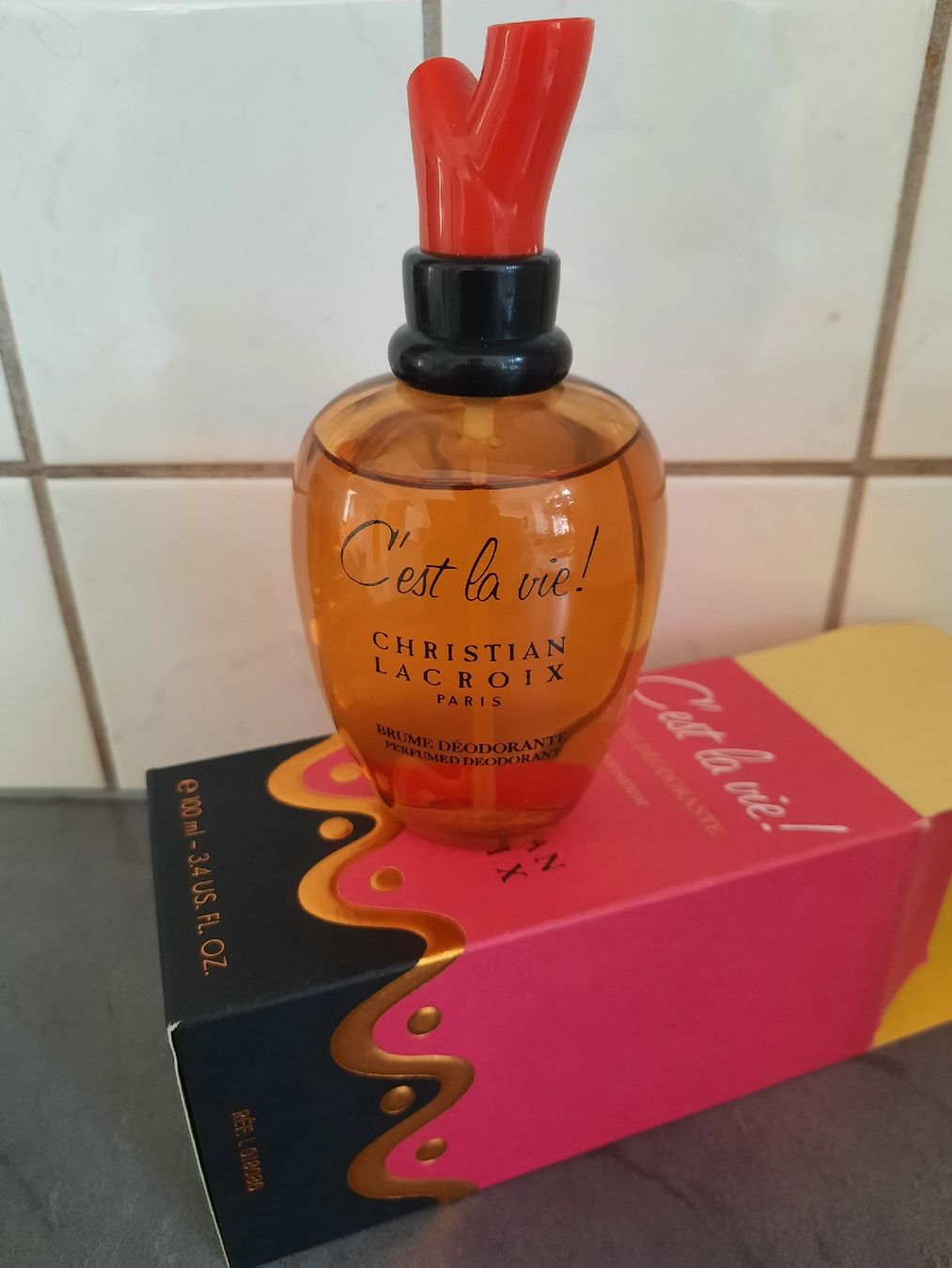 Christian Lacroix Profumi & Eau de Toilette: CHRISTIAN LACROIX, " C'EST LA VIE " – Usato da Le Locle venduto da marylise01 2