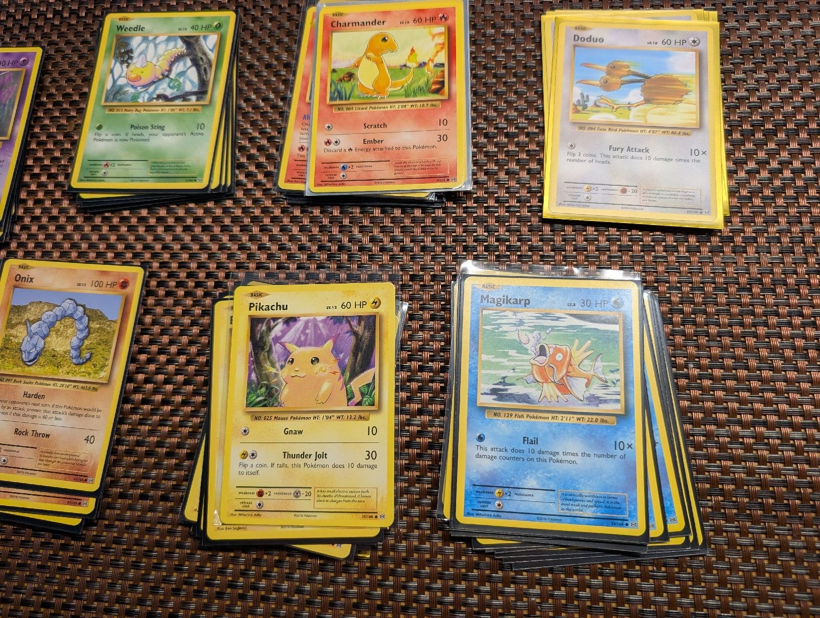 Pokémon Carte collezionabili: Pokémon Evolutions set Bulk  – Usato da Luzern venduto da thomasdj 1