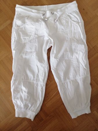 Weisse Sommerhose von 1982, Grösse 38, neuwertig!