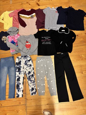Kleiderpaket Mädels, Grösse 122/128