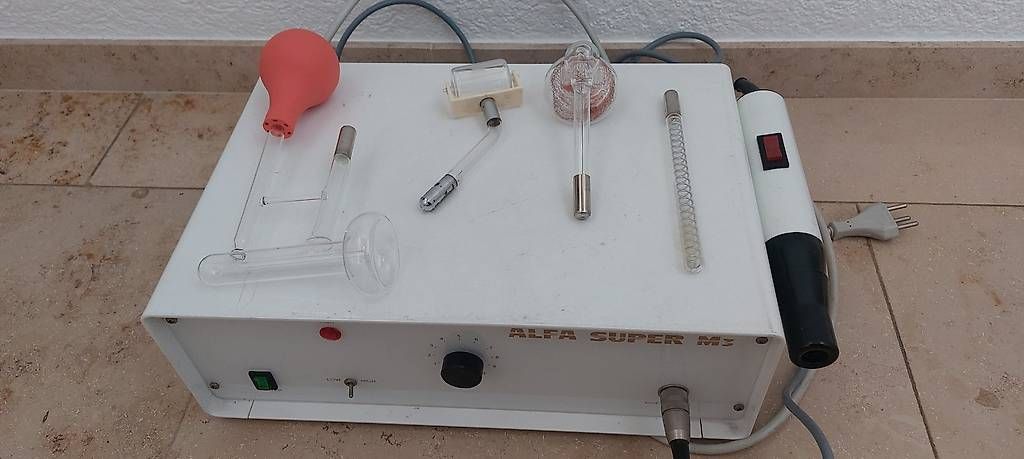 Cura del viso: Hochfrequenz-Gerät Alfa Super M3  Multifunktional – Usato da Hochwald venduto da usc_gv9q 1