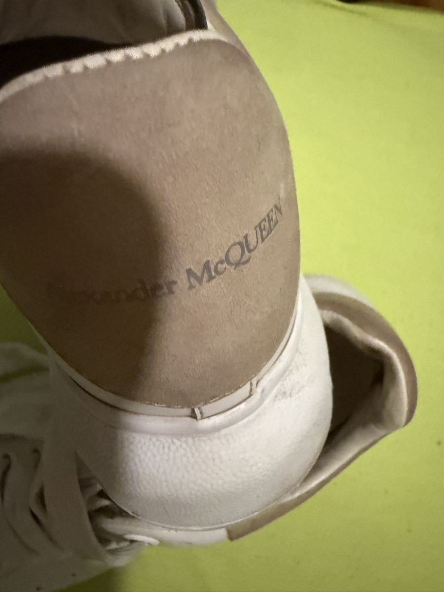 Alexander Mcqueen Scarpe da donna: Baskets Alexander McQueen blanc beige état utilisé – Usato da Genève venduto da you_s6sr 1