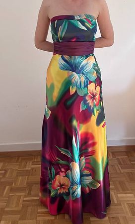 Abendkleid S